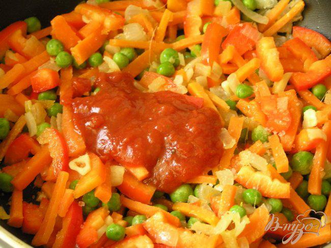 Фото приготовление рецепта: Пряное овощное соте с рисом шаг №5