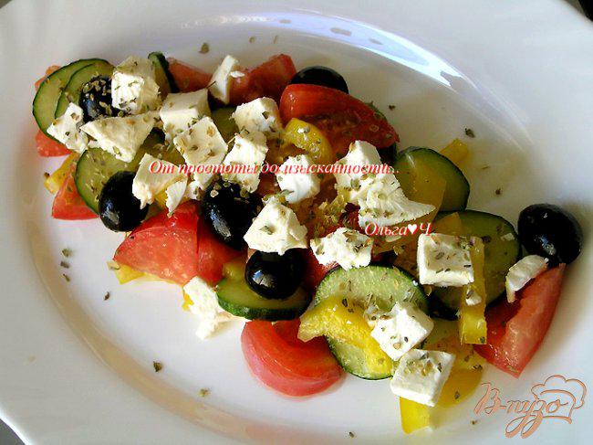 Фото приготовление рецепта: Греческий салат шаг №4