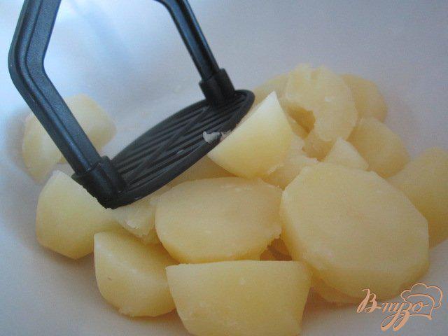Фото приготовление рецепта: Картофельные клецки с куриным мясом шаг №1