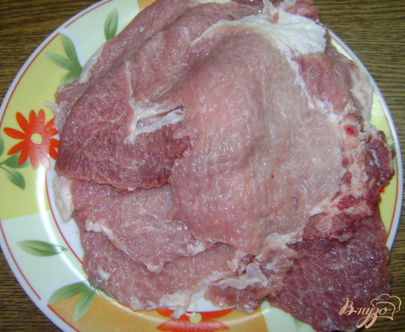 Фото приготовление рецепта: Шницель со свининой шаг №2