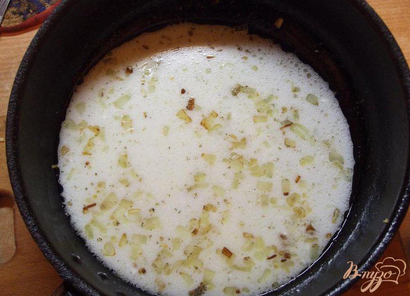 Фото приготовление рецепта: Шведские фрикадельки в сливочном соусе шаг №4