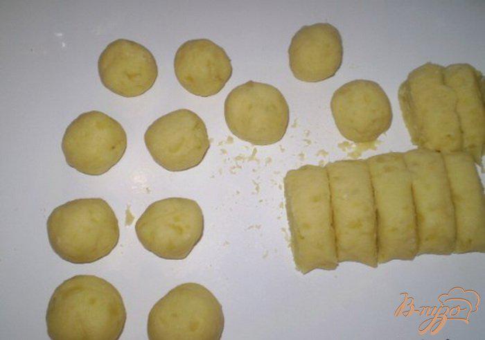 Фото приготовление рецепта: Картофельные галушки шаг №4