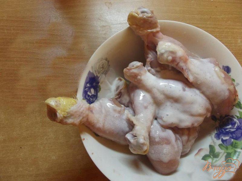 Фото приготовление рецепта: Куриные ножки в кефирном маринаде шаг №2