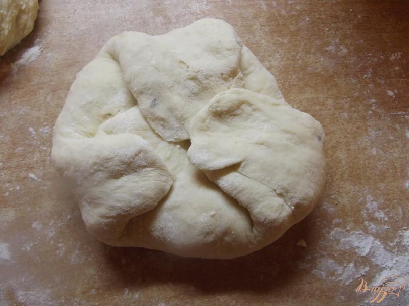 Фото приготовление рецепта: Печеный хачапури с овечьей брынзой шаг №5