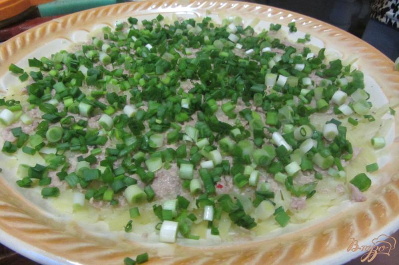 Фото приготовление рецепта: Салат с печенью трески под шубкой шаг №3