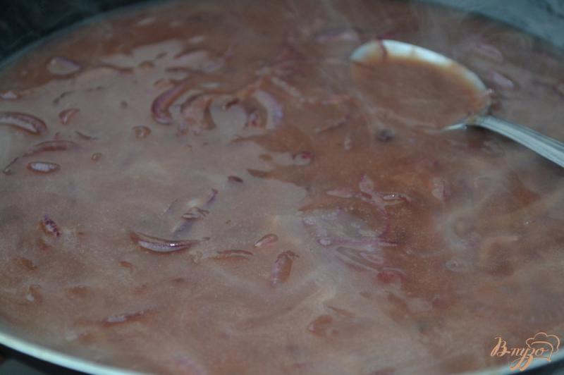 Фото приготовление рецепта: Индюшачий шницель с брусничным соусом шаг №5