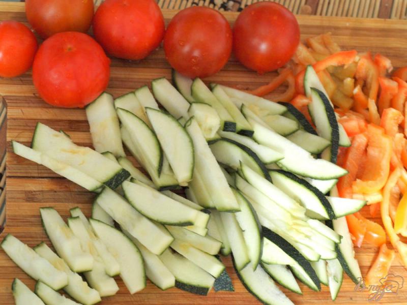 Фото приготовление рецепта: Овощи-гриль запечённые с адыгейским сыром шаг №1