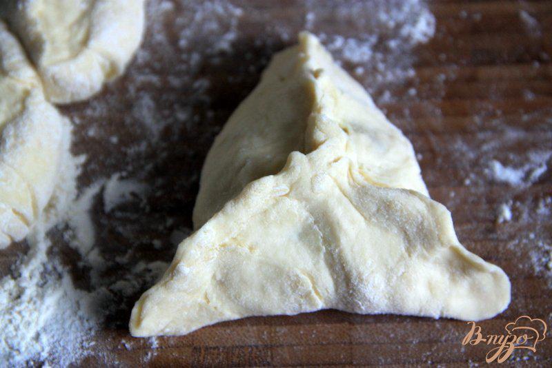 Фото приготовление рецепта: Самса треугольная с картофельной начикой шаг №6