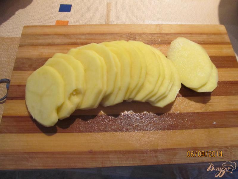 Фото приготовление рецепта: Картофель с мясом по-французски шаг №3