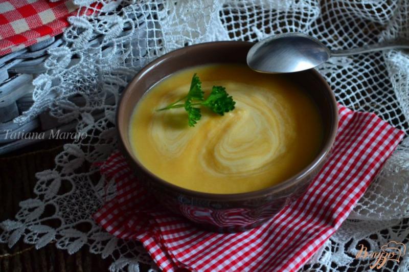 Фото приготовление рецепта: Суп-пюре из тыквы с корневым сельдереем шаг №6