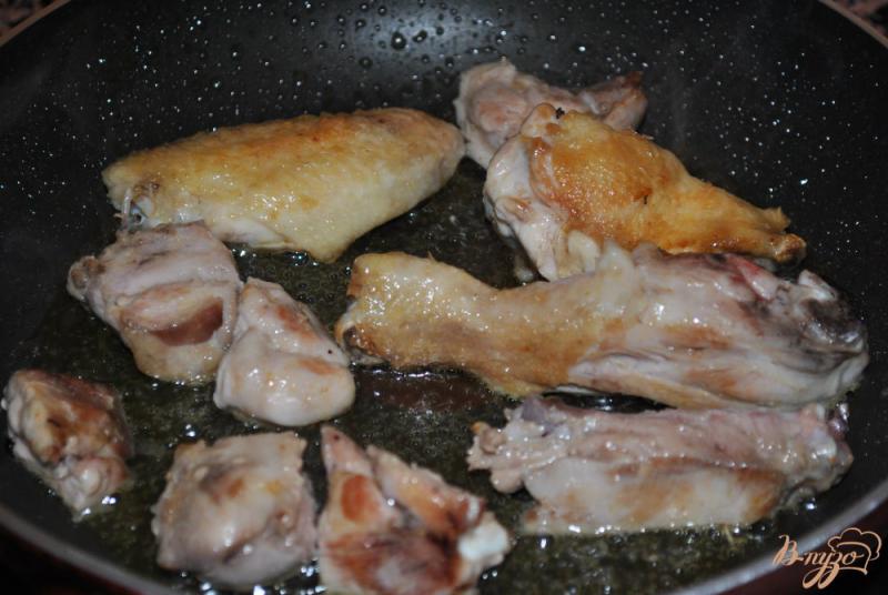 Фото приготовление рецепта: Паэлья с курицей шаг №2