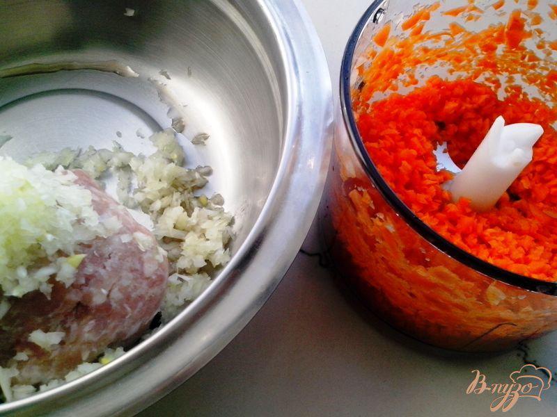 Фото приготовление рецепта: Суп с индюшиными фрикадельками в мультиварке-скороварке шаг №2