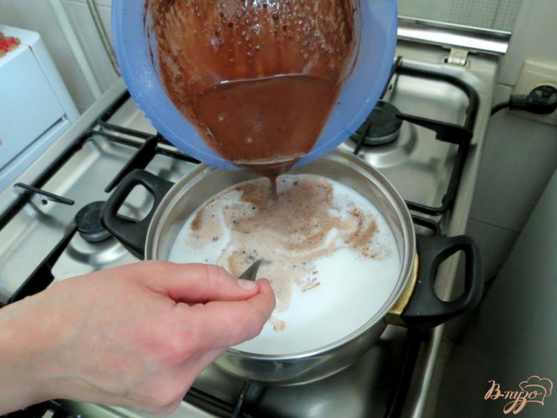 Фото приготовление рецепта: Кисель из какао по-эстонски шаг №5
