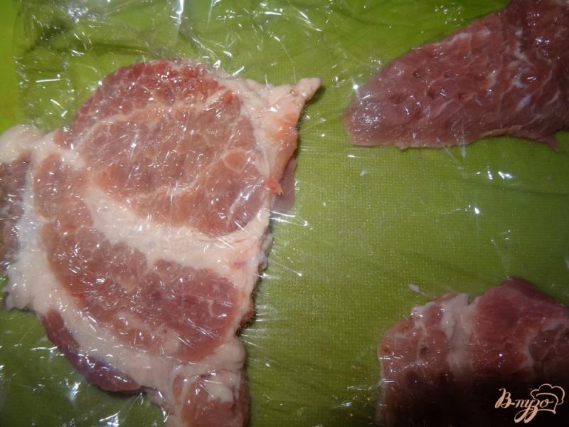 Фото приготовление рецепта: Мясо с картофелем по французски шаг №4
