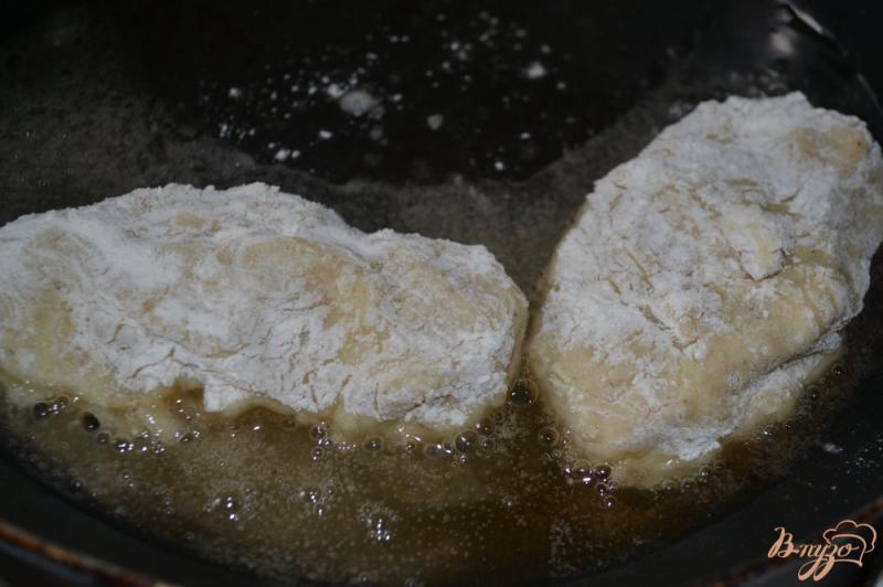 Фото приготовление рецепта: Картофельные зразы с куриным варшем шаг №7