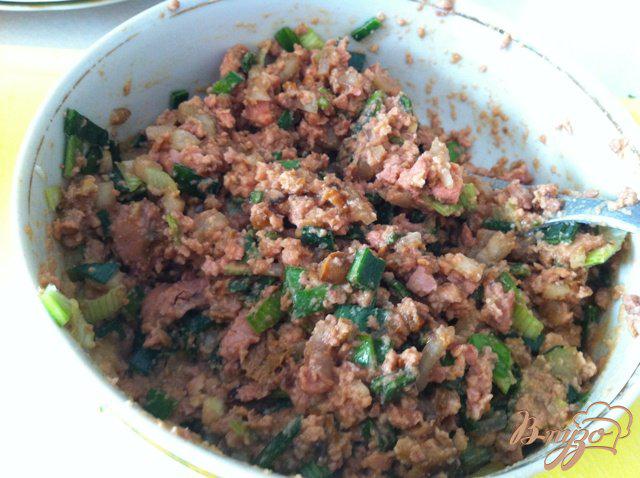 Фото приготовление рецепта: Салат из печени трески шаг №8
