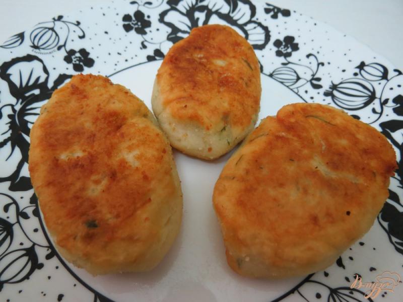 Фото приготовление рецепта: Картофельные зразы с куринной грудинкой шаг №11