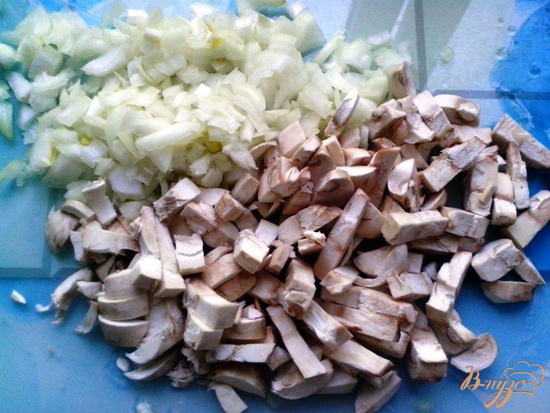 Фото приготовление рецепта: Запеканка из кабачков с грибами в мультиварке-скороварке шаг №2