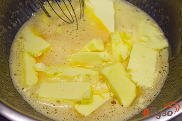 Песочный торт с заварным кремом, орехами и курагой Песочный торт с заварным кремом, орехами и курагой